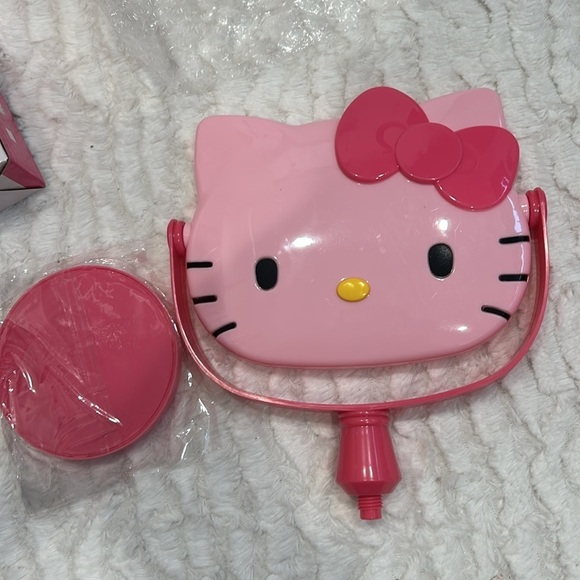 New inbox pink on pink hello Kitty self standing desk mirror make up mirror - Picture 1 of 5